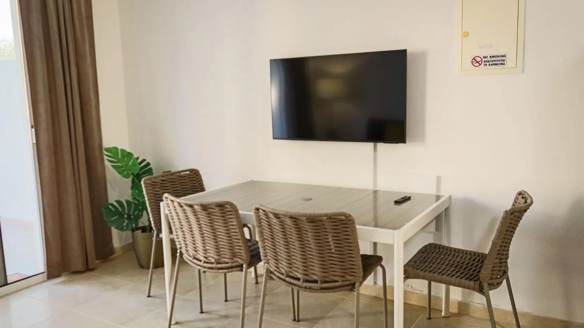 Nissi Elena -Sunshine Apt Ayia Napa Apartment